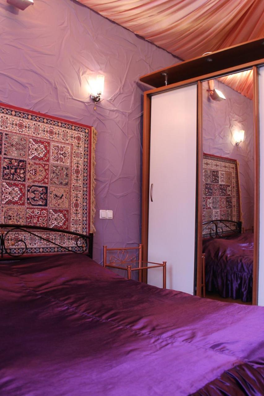 Hotel Calipso Kharkiv Bagian luar foto