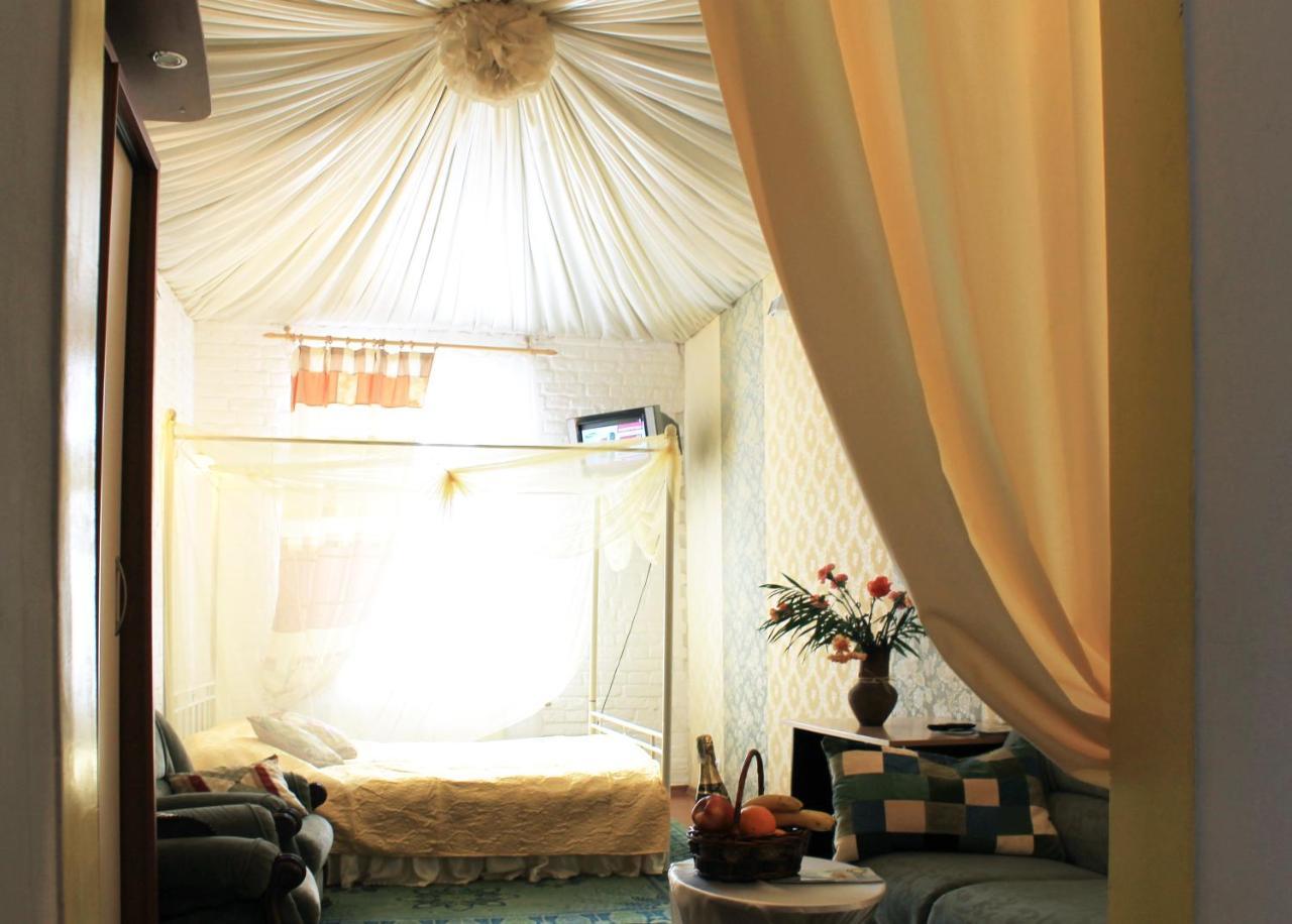 Hotel Calipso Kharkiv Bagian luar foto