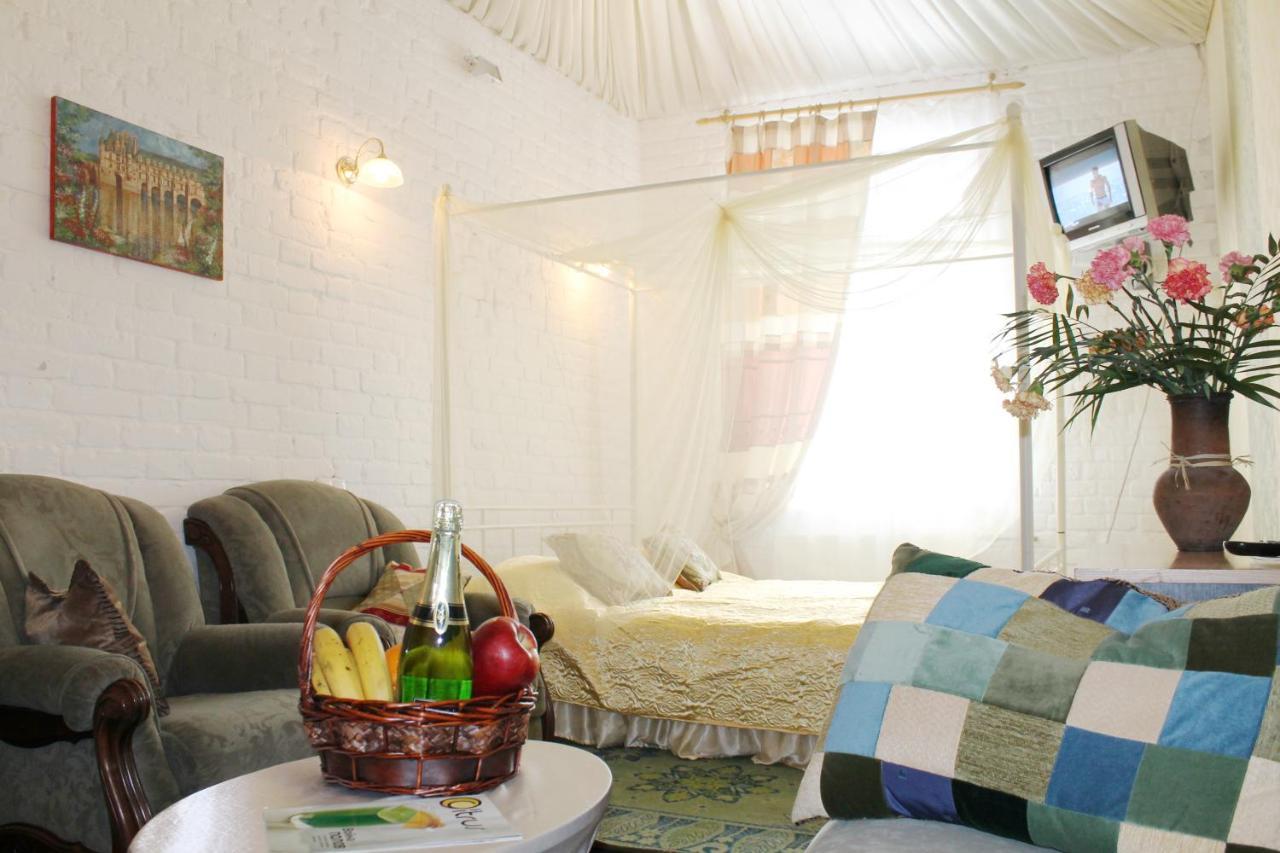 Hotel Calipso Kharkiv Bagian luar foto