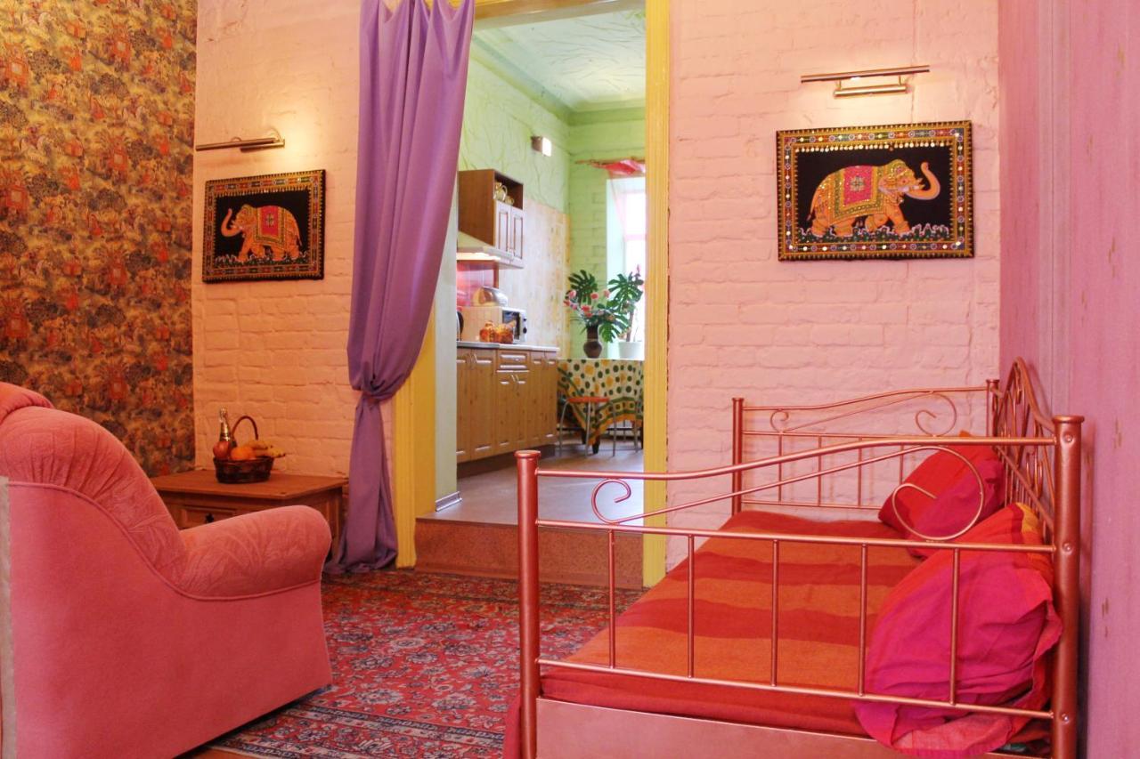 Hotel Calipso Kharkiv Bagian luar foto