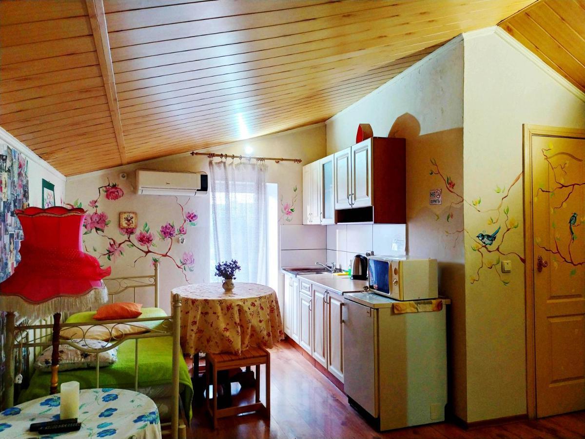 Hotel Calipso Kharkiv Bagian luar foto