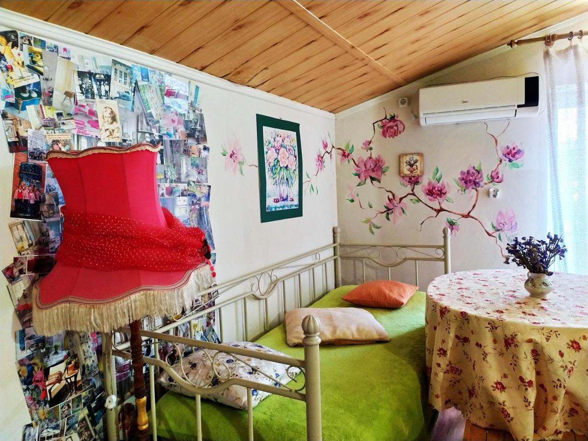 Hotel Calipso Kharkiv Bagian luar foto